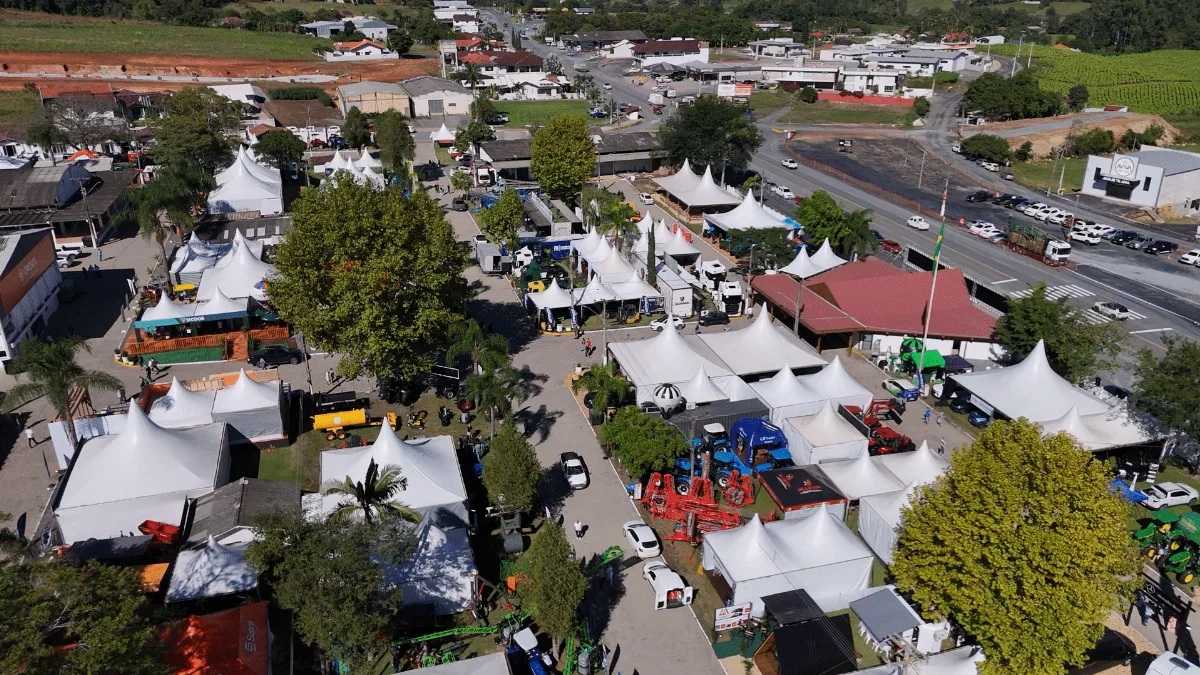 Sequência 02.00 39 46 24.quadro005