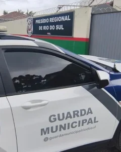 Guarda Municipal prende homem com mandado ativo em Rio do Sul
