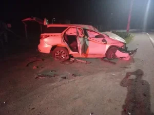 Atualização: capotamento na SC-110 revela veículo furtado e suspeito foge ferido em Rodeio