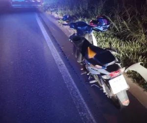 Queda de moto deixa duas mulheres feridas na BR-470 em Lontras