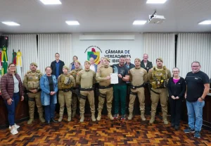 Vereadores de Ibirama reconhecem atuação de policial militar em ocorrência de salvamento