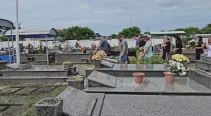 Erro no IML de Florianópolis leva famílias a velórios e enterros trocados