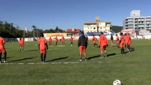 Santa tem mais um jogo decisivo em casa, no sábado