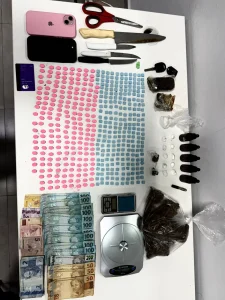 Mulher é presa com grande quantidade de drogas em Rio do Sul