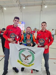 Bombeiros de Presidente Getúlio conquistam 2º lugar em desafio estadual de trauma