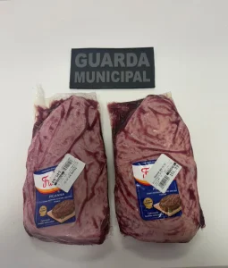 Jovem é preso após furto de peças de carne em mercado de Rio do Sul