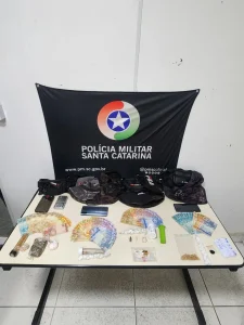 Operação da PM termina com traficantes presos, drogas apreendidas e mandados cumpridos em Blumenau