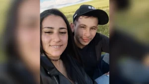 Jovem casal que morreu em colisão frontal na BR-470 é sepultado neste domingo