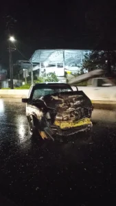 Motorista fica preso às ferragens após acidente envolvendo três veículos na BR-470, em Rio do Sul