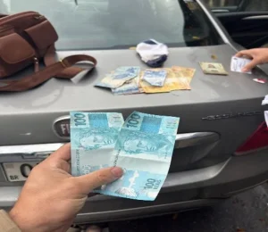 Casal com moeda falsa é conduzido a Polícia Federal