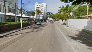 Obras da Casan interditam meia pista da Rua São João a partir de segunda-feira (13)
