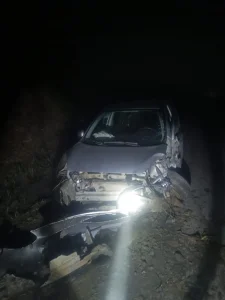 Acidente entre dois carros interdita trecho da BR-470 em Pouso Redondo