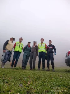 Após horas de buscas, bombeiros e voluntários localizam idoso de 73 anos perdido em mata de Mirim Doce