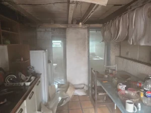 Incêndio destrói parte deresidência em Taió e Polícia investiga possível ação criminosa