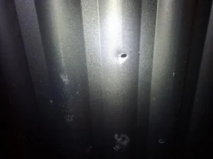 Homem atira contra residência após confusão em Indaial e foge antes da chegada da Polícia Militar