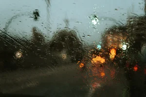 Defesa Civil alerta para temporais e volta da chuva em SC neste domingo (26)