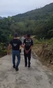 Polícia Civil prende suspeito de tráfico de drogas em Apiúna