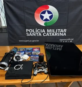 Homem é preso após furto em residência em Timbó