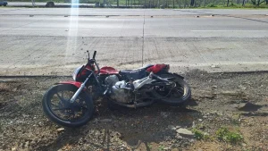 Homem morre em acidente entre carro e moto na SC-114, em Palmeira