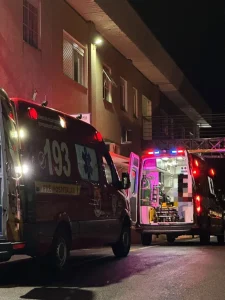 Bombeiros Voluntários de Presidente Getúlio atendem duas pessoas após queda de bicicleta elétrica