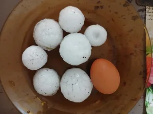 Granizo, vendavais e chuva forte causam estragos em 13 municípios de SC