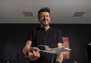 Lito Sousa, do canal Aviões e Músicas, morre após enfrentar doença rara