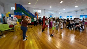 Projeto Acolher realiza evento do Dia da Criança