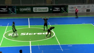 Pouso Futsal reage duas vezes e vence a Chapecoense