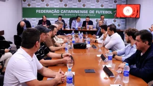 Reunião prévia do Catarinense. Clubes discutem possível fórmula de disputa para 2027
