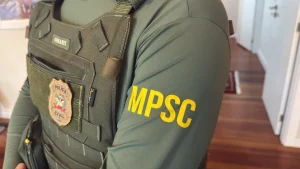 Operação “Sentinela II” apura lavagem de dinheiro, falso testemunho, falsidade ideológica e obstrução na investigação sobre esquema de corrupção em Blumenau