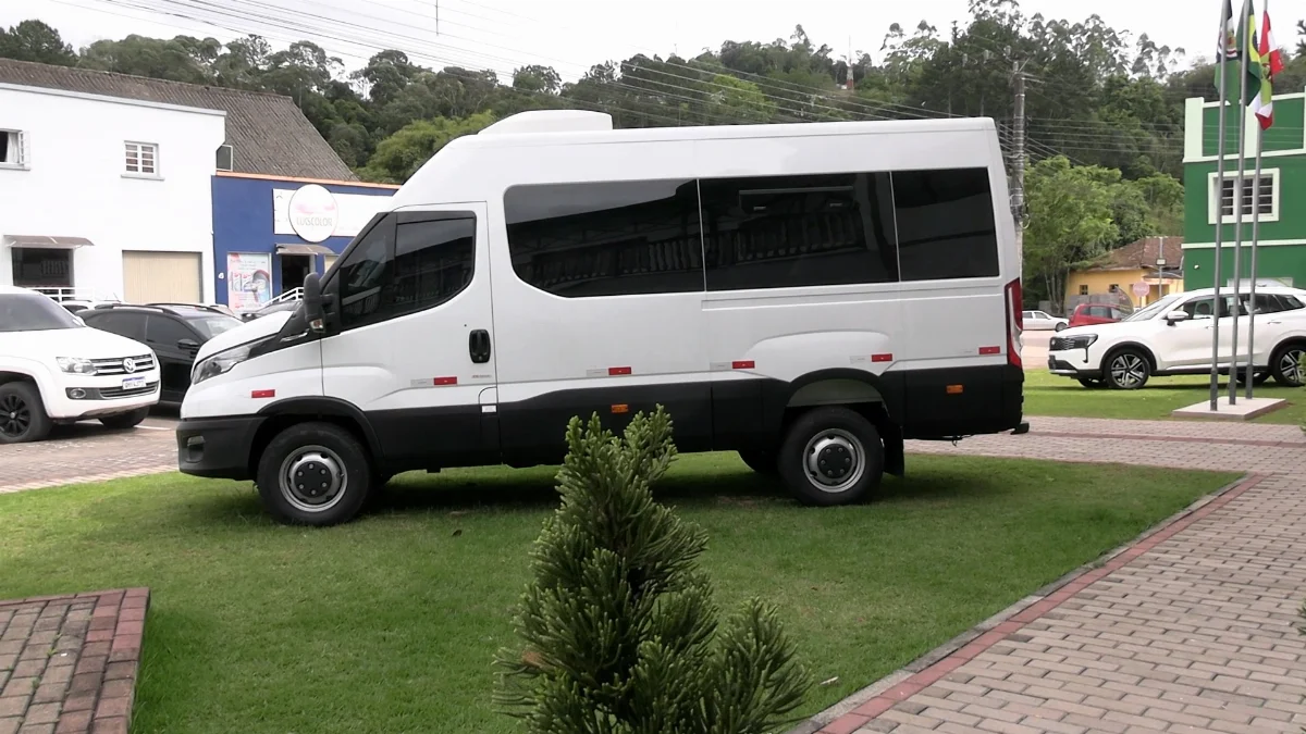 Van Saude 2