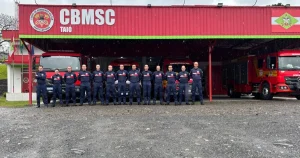 Quartel de Taió recebe 12 novos bombeiros militares