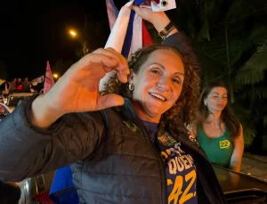 Ex-prefeita de Salete é eleita deputada estadual com mais de 39 mil votos