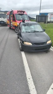 Ciclista fica ferido após ser atingido por carro em Rio do Sul