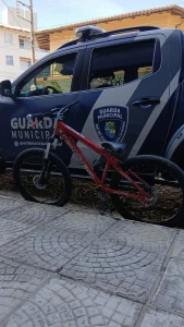 Bicicleta furtada leva Guarda Municipal a adolescente e homem de 39 anos em Rio do Sul
