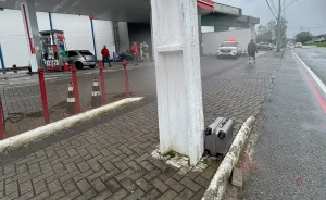 Mala suspeita em frente a posto de combustíveis mobiliza BOPE em Palhoça